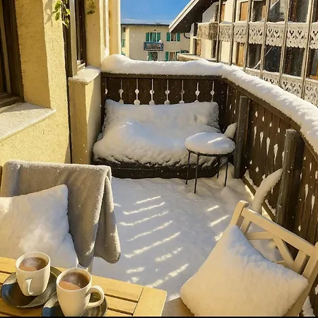 Escape In Breathtaking View Mont-blanc シャモニー