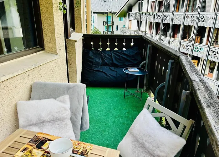 Escape In Breathtaking View Mont-blanc *